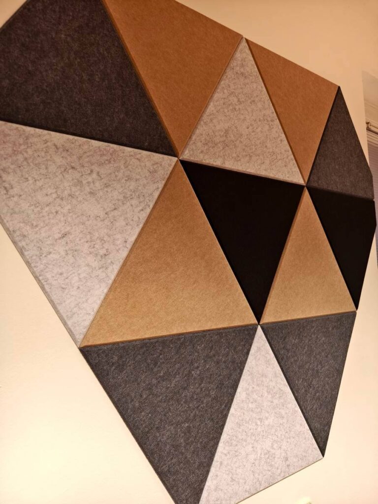 Bilnora extra sűrű háromszögletű akusztikai panel 9cm vastag (2)
