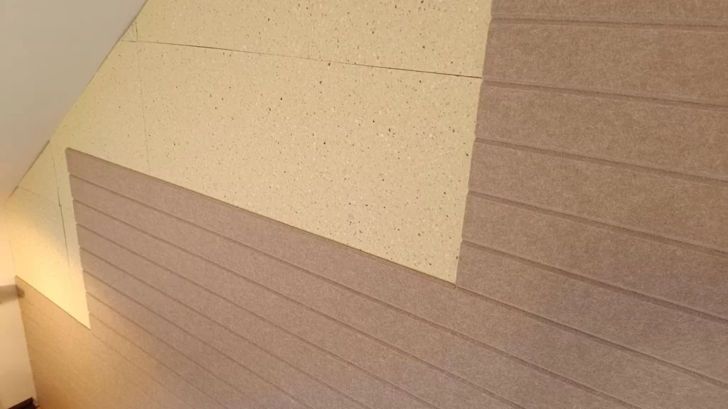 Elitexa extra sűrű szivacs és Bilnora filc panelek kombinációja