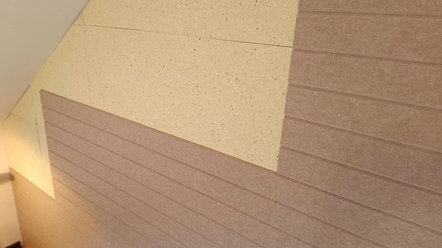 Elitexa extra sűrű szivacs és Bilnora filc panelek kombinációja